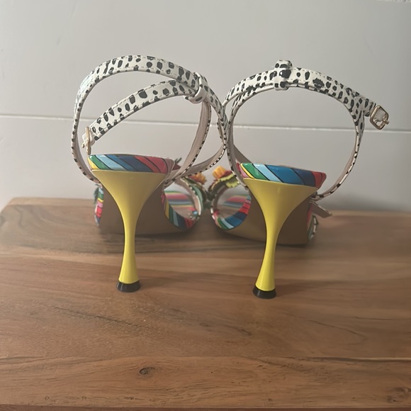 Betsey Johnson Shoes 8.5 *SOLD* - Picture 2 of 2